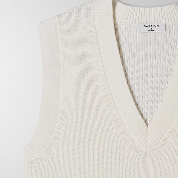 SOLD 🛍️ Aritzia Babaton Sherman Knit Vest - Picture 2 of 4